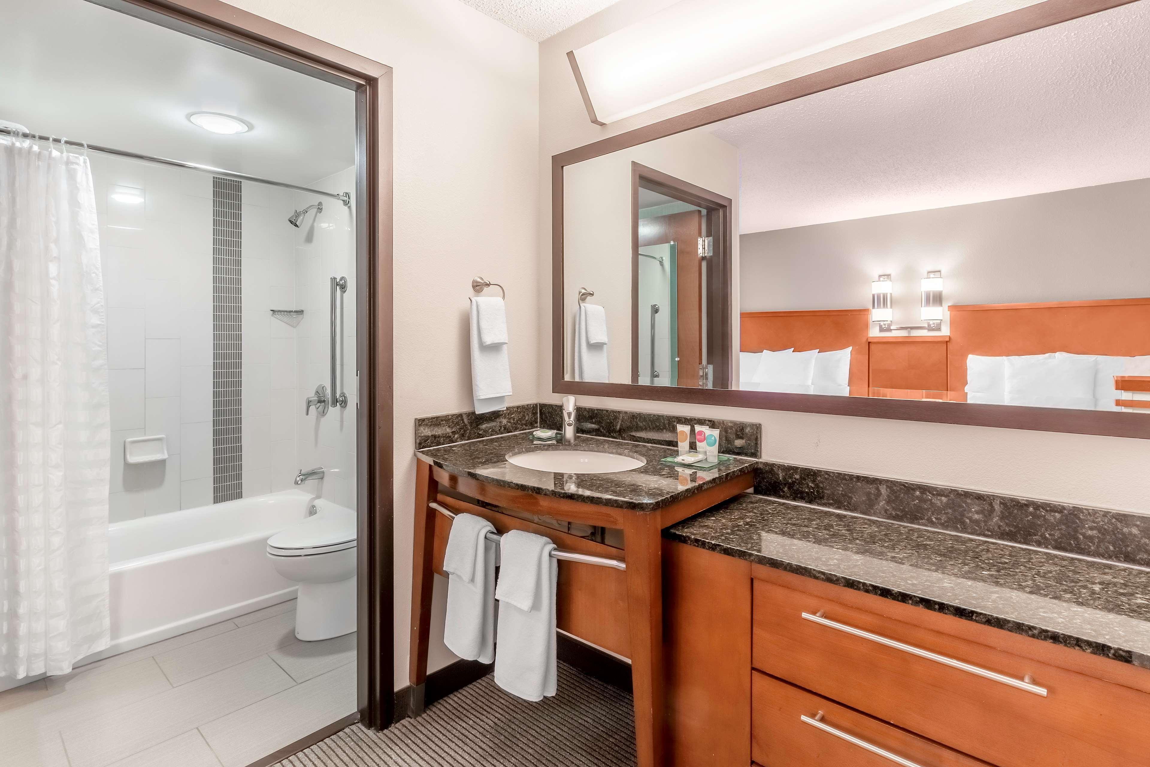 Hyatt Place Charlotte Airport Billy Graham Parkway Extérieur photo